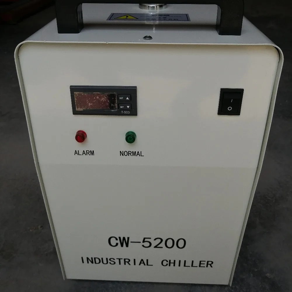 Raffreddamento del refrigeratore d'acqua industriale CW5200 di vendita calda di trasporto libero per tubo laser da 100 W 150 W