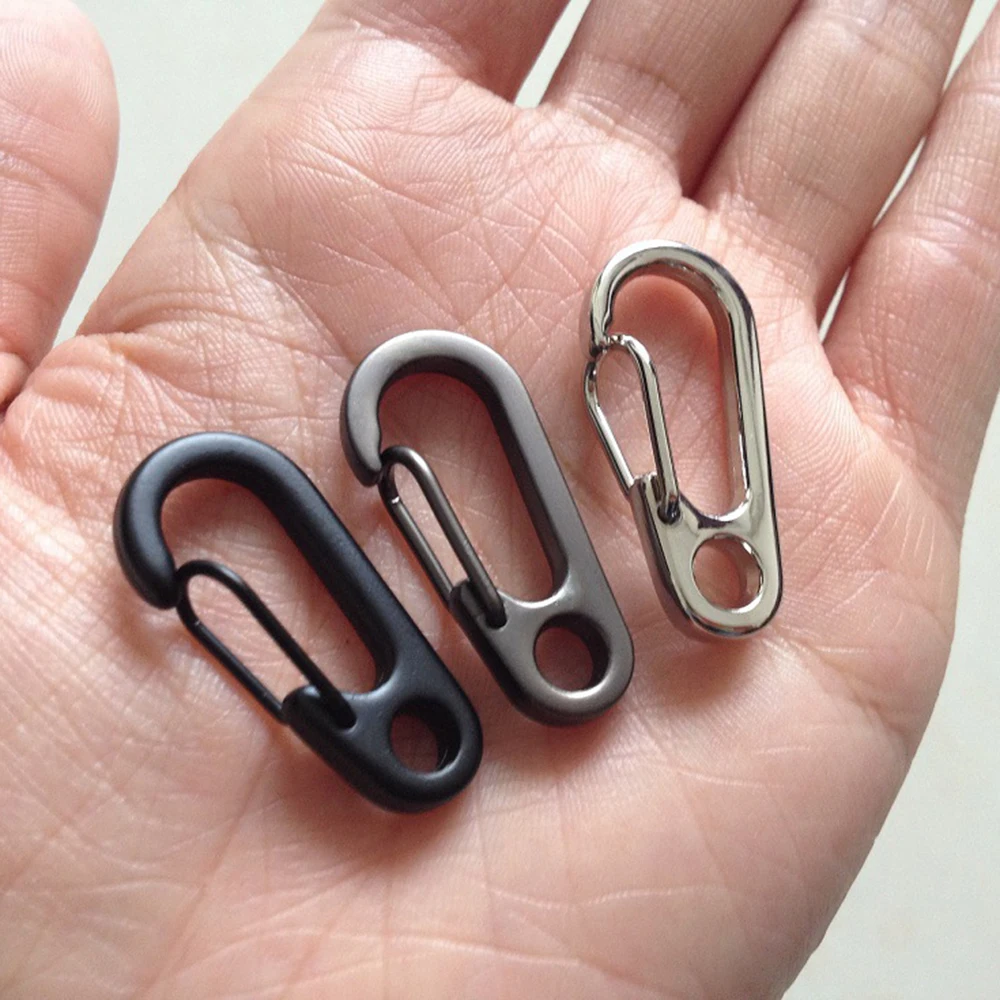 Hot Sale 1PC keychain Mini Spring Backpack Clasps Climbing Carabiners EDC Keyring Camping Bottle Hooks key ring outdoor tools