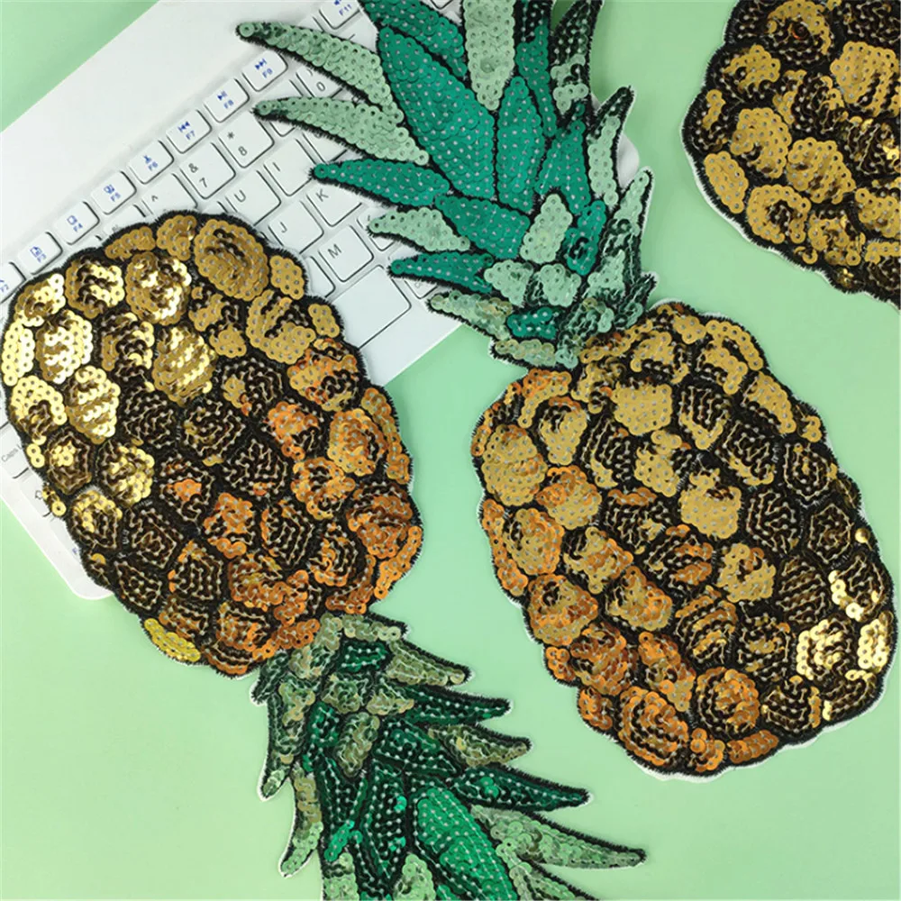 MAXSIN FUN 2 Pc/lot High Quality Fashion Large Sequins Pineapple Patch High-end Clothing Accessories DIY Decals Decorative