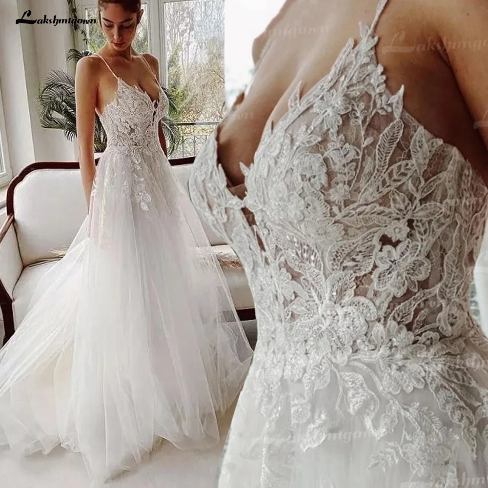 Sexy V-Neck Tulle Spaghetti Straps Outdoor Garden Wedding Dress Lace Appliques Beading Bridal Gowns A-Line Wedding Dresses