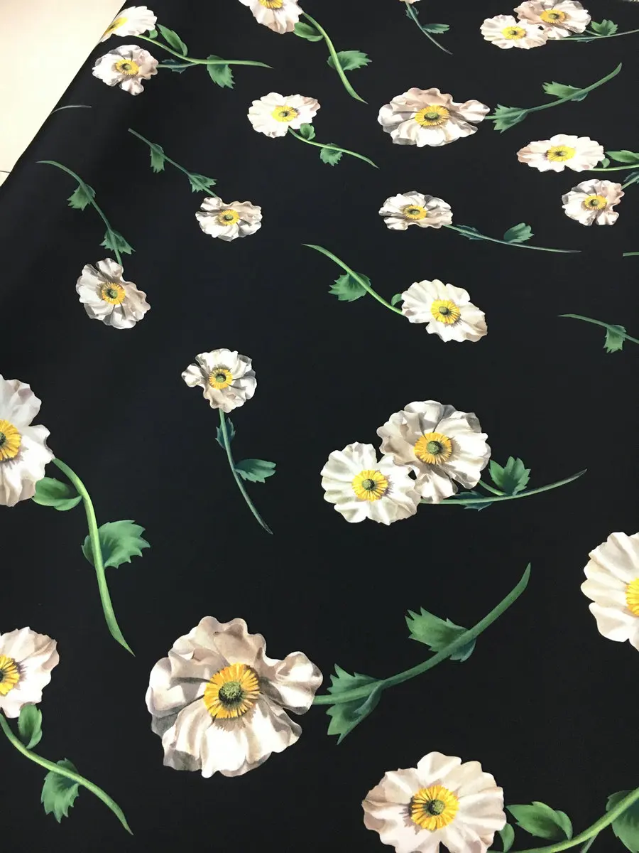 Elegant poppies print black bottom heavy crepe stretch digital printing fabric cloth natural mulberry silk haute couture fabrics