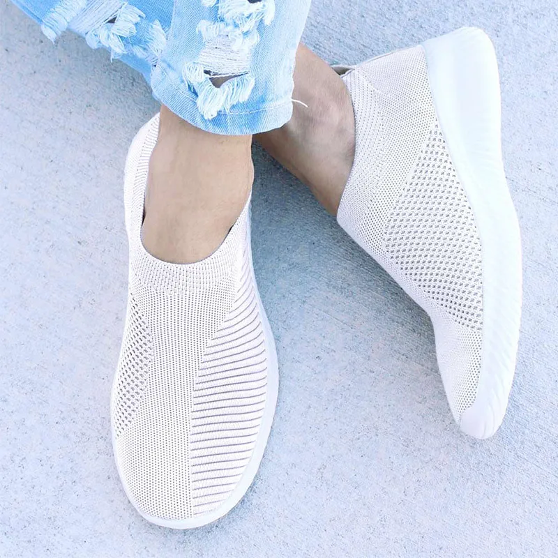 Sneakers Women Shoes Slip On Casual Shoes Women\'s Lightweight Woman Vulcanize Shoes White Zapatilla Mujer Trainer Socks Sneaker