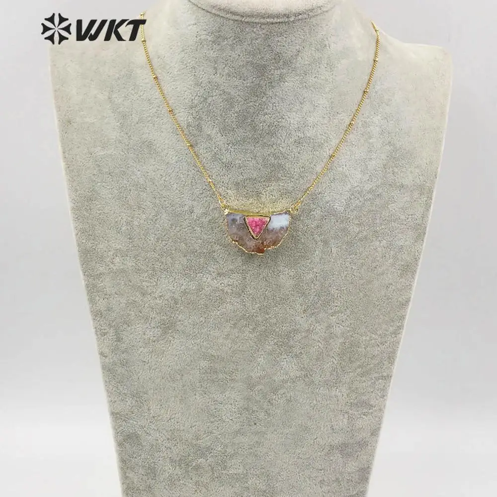 

WT-N1208 Модное ожерелье с натуральным желтым цитрином в форме полумесяца, разноцветным треугольным камнем и позолоченной цепочкой