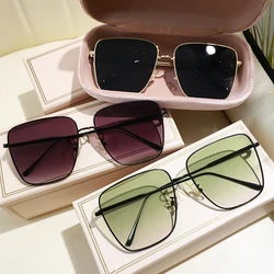 2025 Green Sunglasses Oversized Women Brand Design 90s Vintage Square Metal Frame Fashion Gradient Lens Sun Glasses Female S275