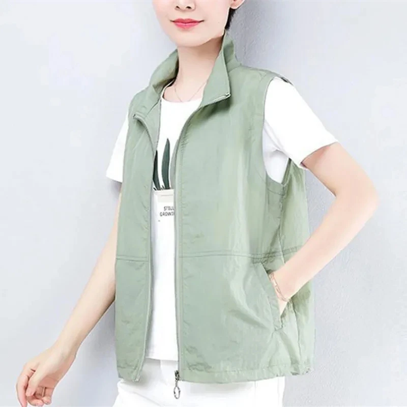 

Double-layer Thin Waistcoat Women's Stand-Up Collar Vest Spring Summer Breathable Mother Waistcoat Zipper Tops Female Green Vest