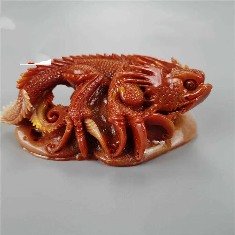 China Imitate Shoushan Stone Hibiscus Stone Hand Carved Animal Lizard Decoration Statues et Sculptures Desk Decoration