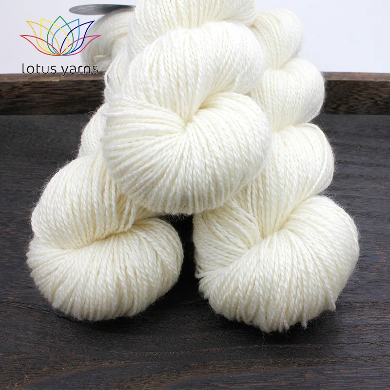 

100% супермоющаяся мериносовая шерсть DK, вес, Неокрашенная пряжа для ручного вязания, пряжа Lotus