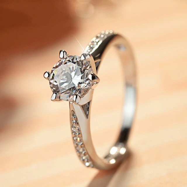 Simple cubic zirconia rings store
