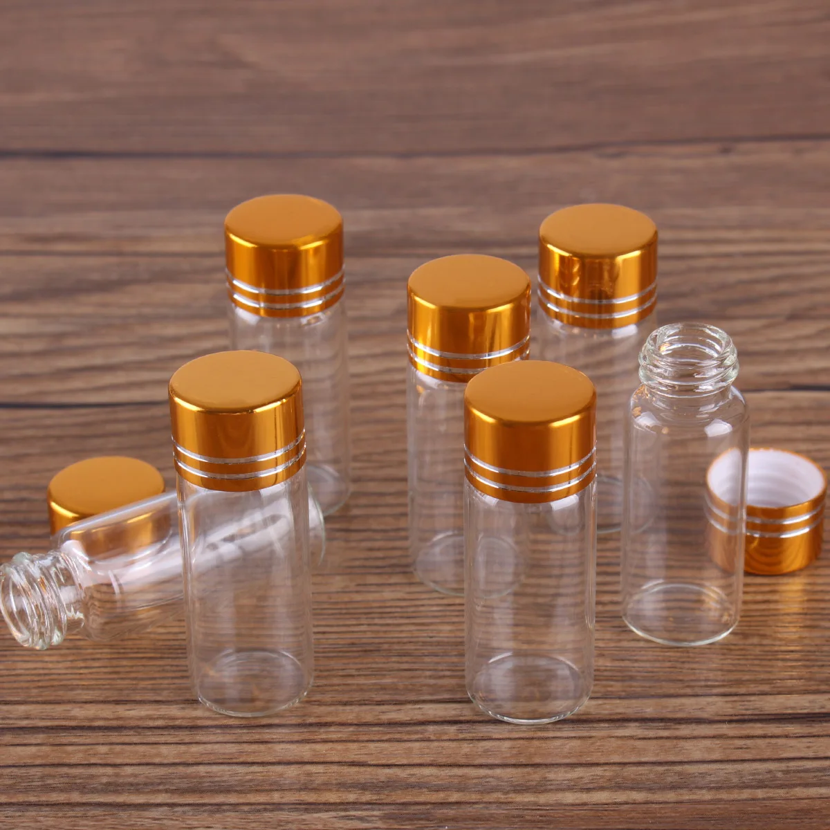 wholesale 100 pieces 4ml 16*40mm Glass Bottles with Golden Caps Mini Glass Bottles Tiny Jars Vials