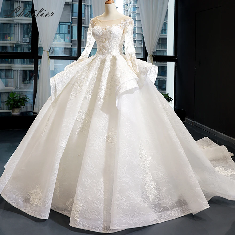 

Lhuilier Customized Scoop Neck Ball Gown Lace Wedding Dresses Floor Length Full Sleeves Tiered Bridal Dress with Chapel Train