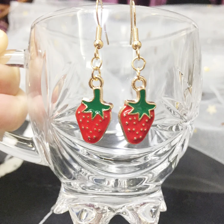New Fruit Strawberry Earring Female Lovely Girl Simulation Red Strawberry Dangle Earrings for Women korean Fashion Jewelry