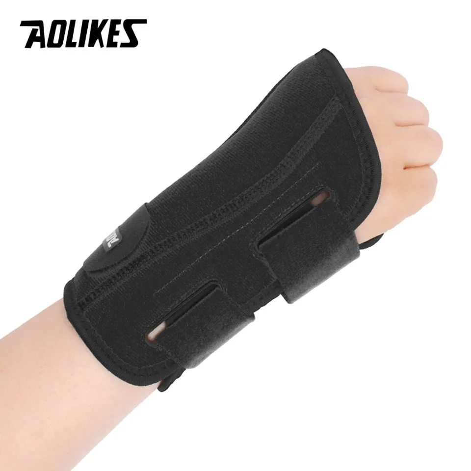 AOLIKES 1PC Adjustable Wrist Fitted Stabilizer Splint Carpal Tunnel Hand Compression Support Wrap for Wrist Injuries Pain Relief