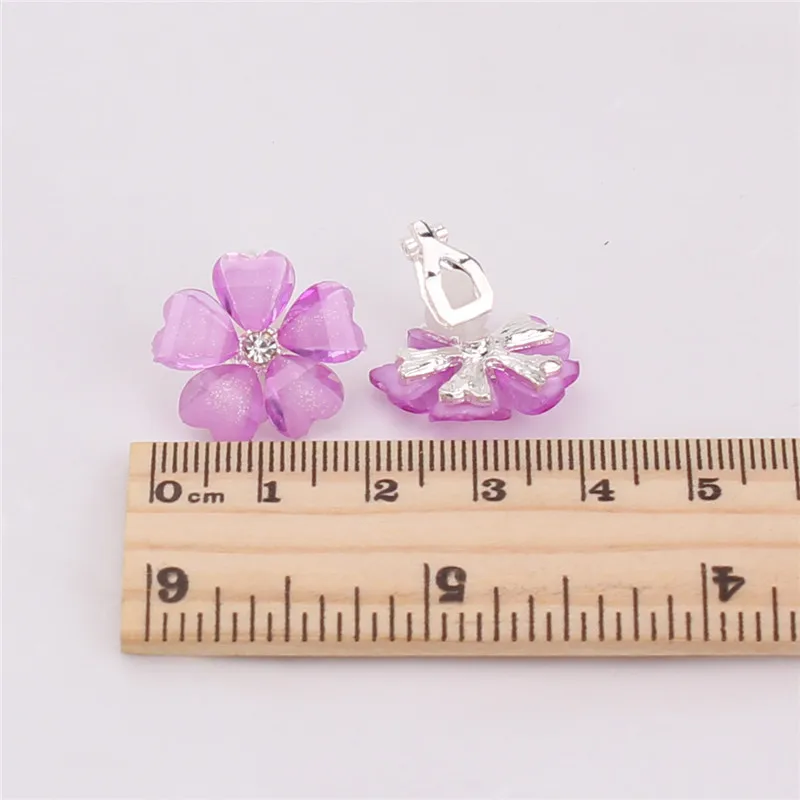 WENHQ Korean Flower Shape Clip on Earrings Without Pierced for Women Fashion Gold Color Silver Plated Ear Clip Cuff Earrings