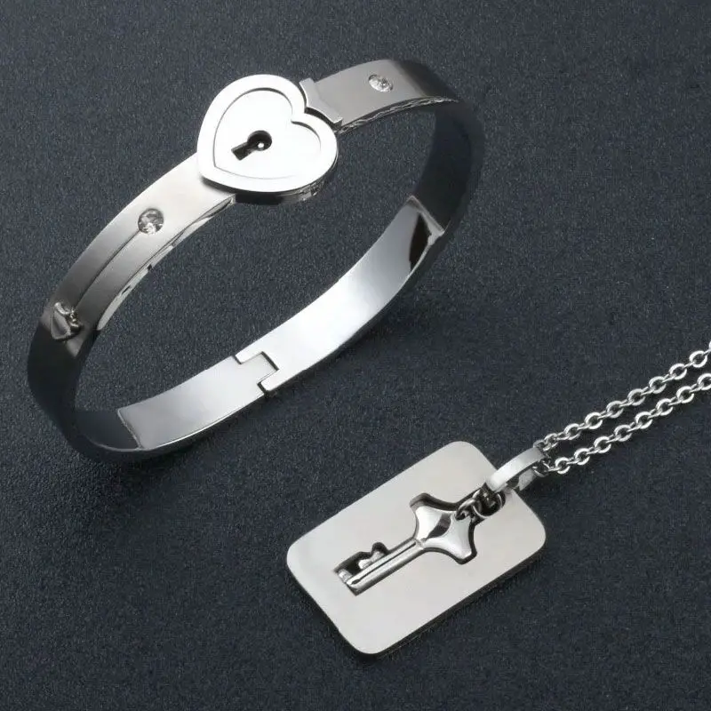 Couple Jewelry Stainless Steel Bracelet Love Heart Lock Bracelets Bangles Key Pendant Necklace for Women Men Lover Jewelry Gift