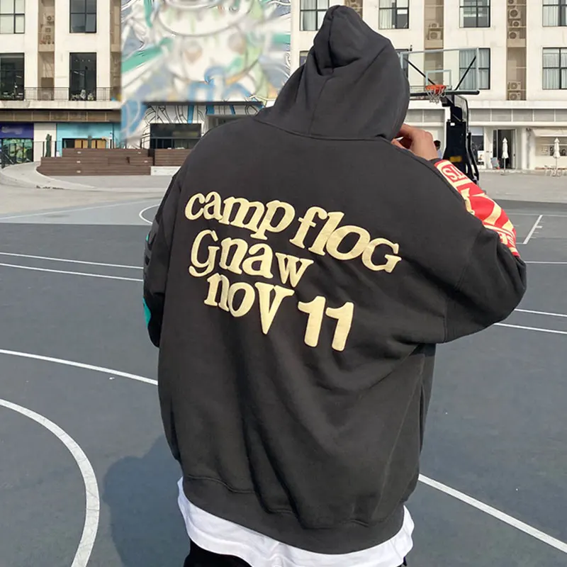 Hip Hop Graffiti Letter Printed Hoodies Lucky Me I See Ghosts Mens Cool Hooded Harajuku Fleece Streetwear Drop Sweatshirts 2021