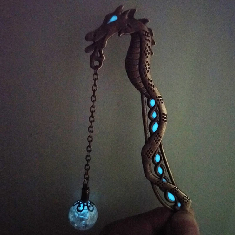 1XLuminous Notte Drago Etichetta Segnalibro Leggere Creatore Piuma Libro di Cancelleria