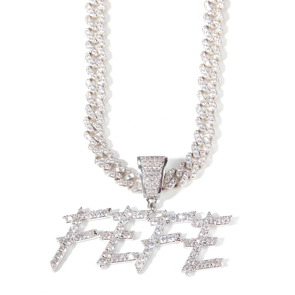 

Uwin Big CZ Brush Letters Pendant Customized Name Necklaces Full Iced Out Cubic Zirconia Charms Fashion Jewelry for Gift