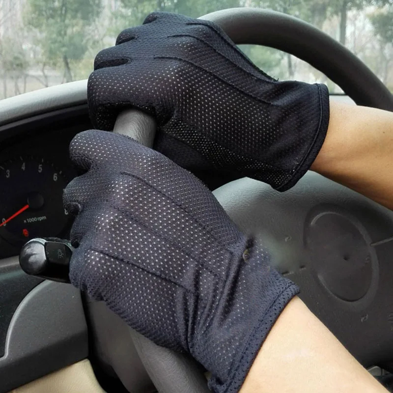 Men Summer Sports Fitness Non-slip Cycling Sunscreen Short Sun Mittens Thin Cotton Breathable Touch Screen Driving Gloves L20