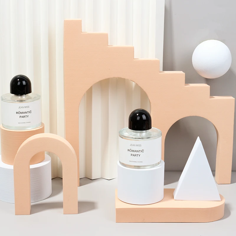 مجموعة مكعبات هندسية من الرغوة الصلبة للبيع خلفية للتصوير الفوتوغرافي صور دعائم للتصوير الفوتوغرافي للمجوهرات ومستحضرات التجميل وأدوات المكياج