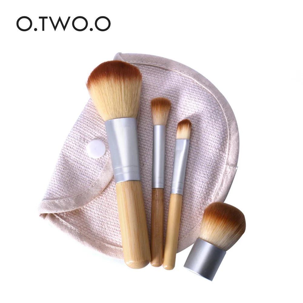 

O. Tw O.o 4 Installed Makeup Brush Set Zhu Zi Bing Makeup Powder Brush Eyeshadow Brush Uniform Powder Brush