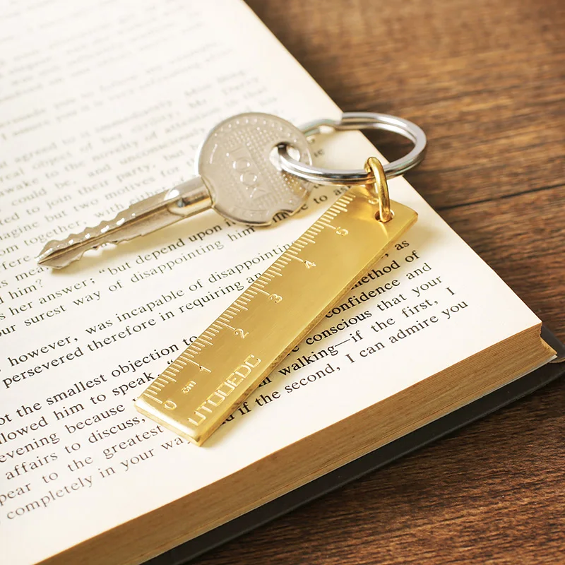 TUTU Multi-function key 6cm Brass Ruler Metal Copper Bookmark Straight Ruler For Leather Notebook School Office Tool H0433