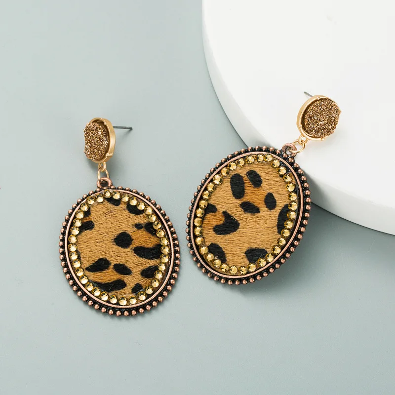 2021 Summer New Arrivals Tomentum Leather Leopard Print Side Paste Small Crystal Stud Earrings For Women Girls Fashion Jewelry