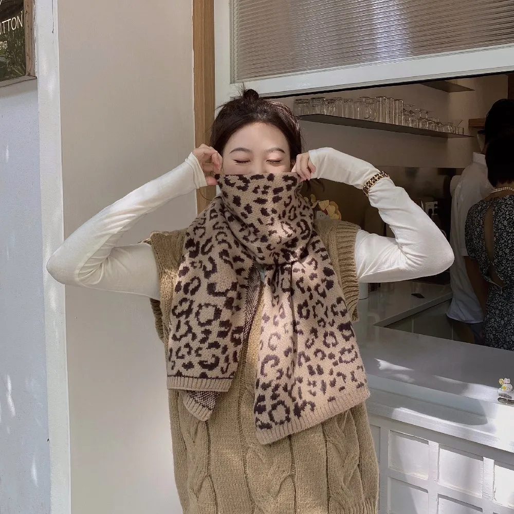 Leopard Print Scarf Women Winter Europe and America Fashion Thickening Warm Imitation Cashmere Knitting Wool Scarf Shawl