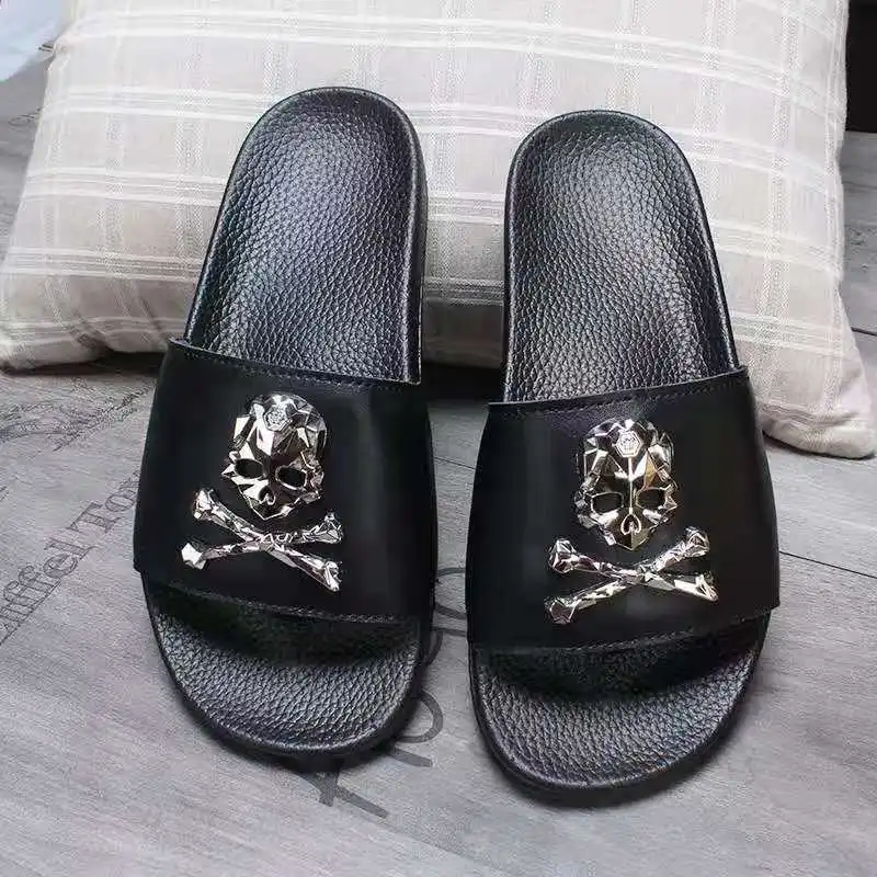 Summer Fashion Men\'s Leather Slippers Couple Beach Shoes Skull Sandals Slippers Antiskid Open Toe Flip Flops Big Size Slides