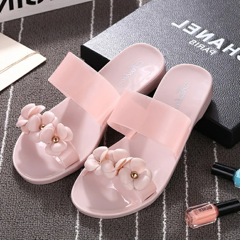 Summer Slippers Women Sweet Flowers Flat with Jelly Shoes Beach Kawaii Womens Waterproof Female Leisure Trendy Outdoor Slides