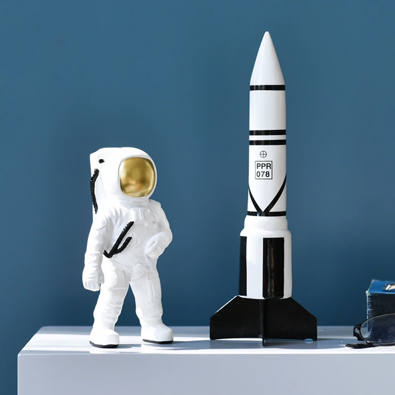 Spaceman sculpture rocket modern resin sculpture handmade home decoration accessories home decoration accessories modern