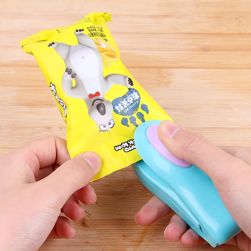 Portable Mini Sealing Household Machine Heat Sealer Capper Food Saver Plastic Bags Package 6 Color Mini Gadgets