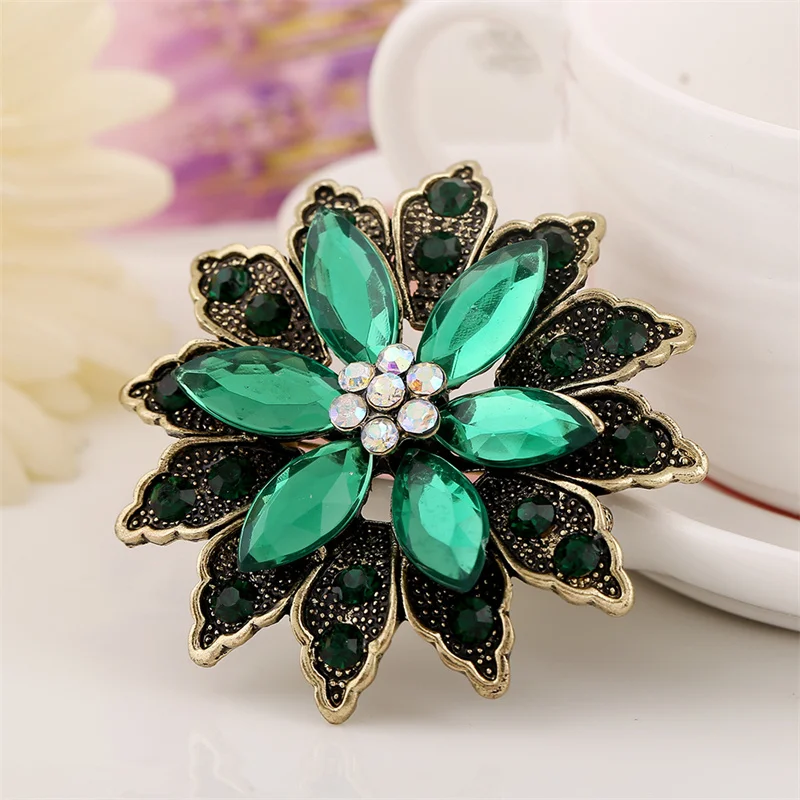 Autumn And Winter High-End Exquisite Brooch Fashion Trendy Retro Exaggerated Gem Flower Accessories Brooch