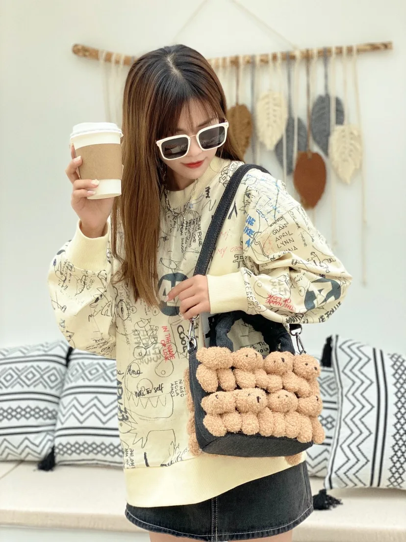 Luxury Designer Handbag Women Cartoon Bear Decoration Girls Kawaii Purses Female Cute Dolls Design Shoulder Bags Crossbody Bags