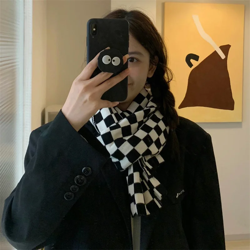 

2021 New Women Checkerboard Scarf Winter Pashmina Shawls Cashmere Fashion Korean Wraps Lady Warm Scarves Hairy Bufanda