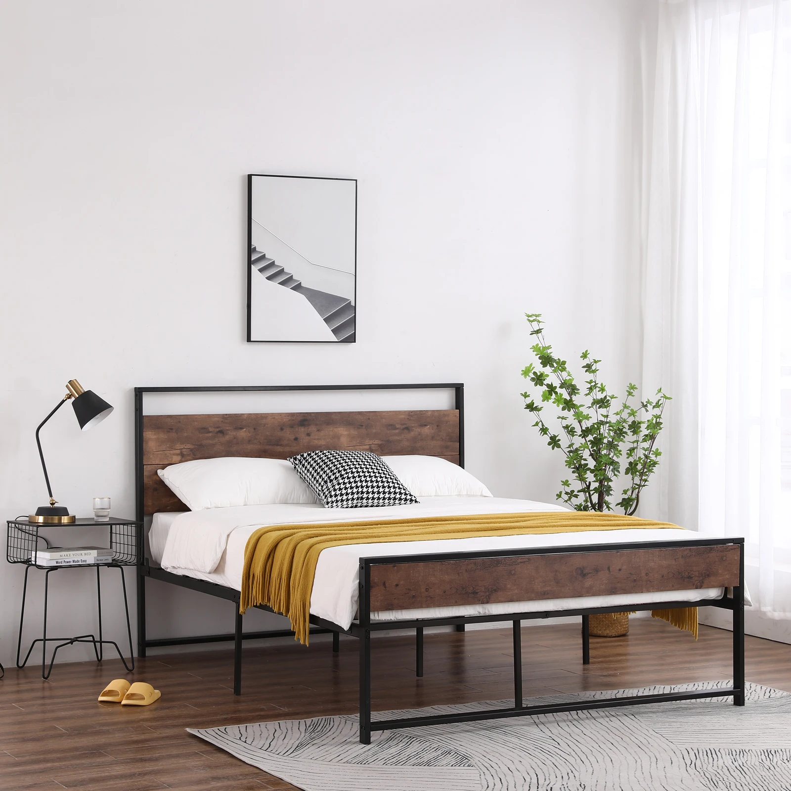 Queen/Full/Twin 3 Sizes Flat Bed Black Iron Bed Frame with Retro Brown Headboard&Footboard Easy to Assemble[US-W]