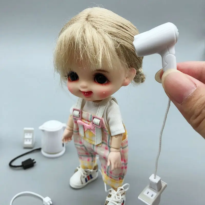 1 Set 1/12 Scale Miniature Dollhouse Kitchenware Socket Charging Cable Rice Cooker Hair Dryer Model for Doll House Decor