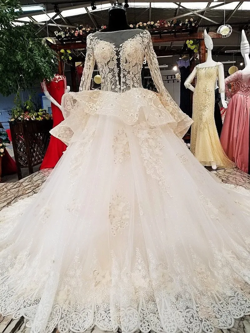 Luxurious Wedding Dresses Long Sleeves Applique Beads Ball Gown Bridal Gowns Custom Made Lace-up Back Sweep Train robe de mariée