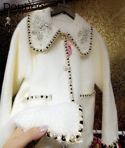 Fashion Beads Sequined Doll Collar Velvet Sweater Cardigan Women Loose Casual Bright Silk Stitching Thicken Wool Coat Jackets