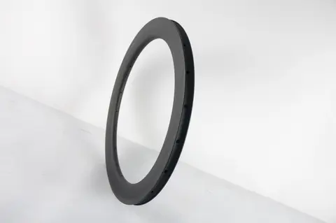 700c 60 mm kanttrådsfälg för racercykel i kolfiber, 23 mm bred, 16 18 20 21 22 24 28 32 36 hål, UD 3K 12K mattblank basaltbromsspår 10 best sales 22-tums hjul - №4