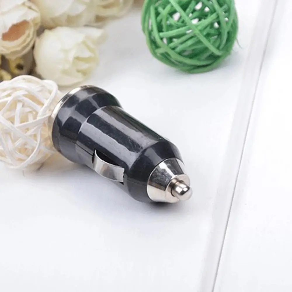 

60% Dropshipping Portable Universal Mini USB Car Charger Adapter for iPhone Tablet Pad