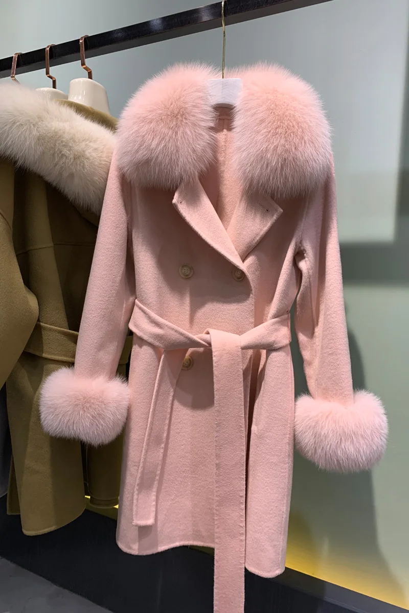 

Women's luxury Pink 100% Woolen Blends Coat Jacket With genuine Fox Fur Collar Overcoats