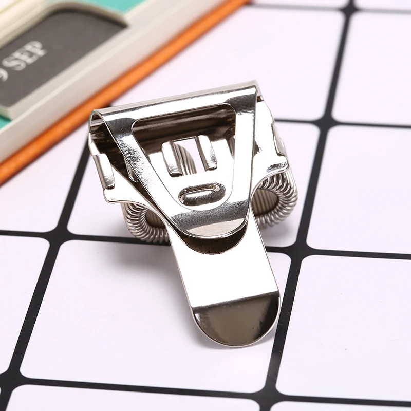

Creative 2 Hole Silver Metal Pen Holder With Pocket Clip Doctors Nurse Uniform Pen Holder 35*25mm