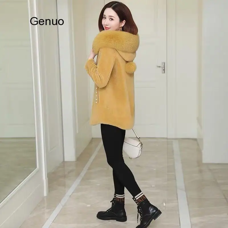 2020 Winter Lamb Wool Coat Women Short Jacket Warm Soft Faux Fox Fur Hooded Zipper Jacket Fashion Women Plush Outwear