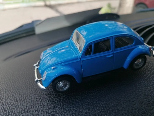 2022 Newest Arrival Retro Vintage Beetle Diecast Pull Back Car Model Toy for Children Gift Decor Cute Figurines Miniatures