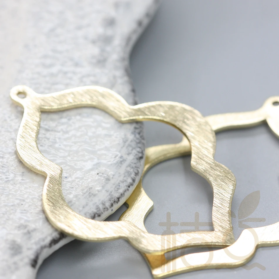 DIY Supply-Solid Brass Finding Brushed Flower Charm - 49x37.6mm (4106C)
