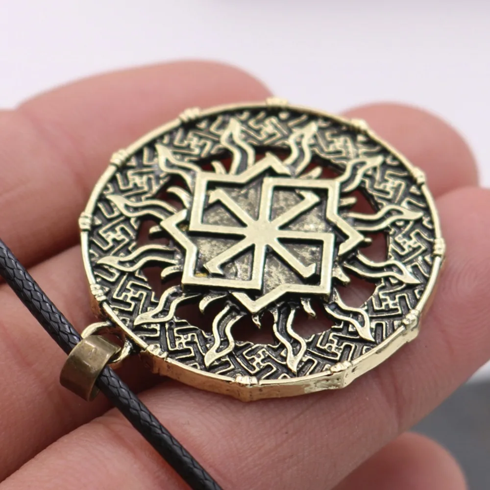 Nostalhia New Wheel Black Sun Kolovrat Slavic Necklace Pendants Norse Viking Symbol Amulet and Talisman Men Vintage Jewelry