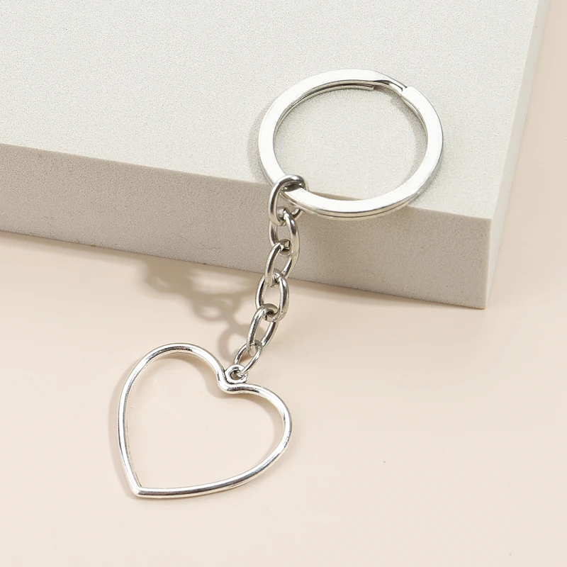 Cute Keychain Hollow Heart Key Ring Metal Key Chains Friendship Gifts For Women Men Handbag Accessorie Car Hanging Punk Jewelry