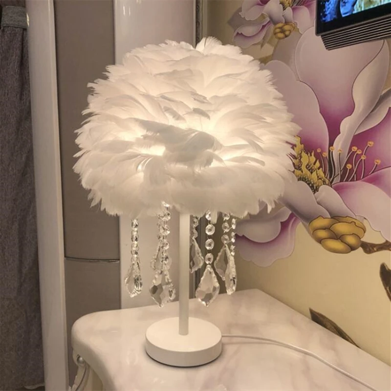 

Modern Bedside reading Room Living room feather crystal table lamp for bedroom light Art Deco home Pavilion