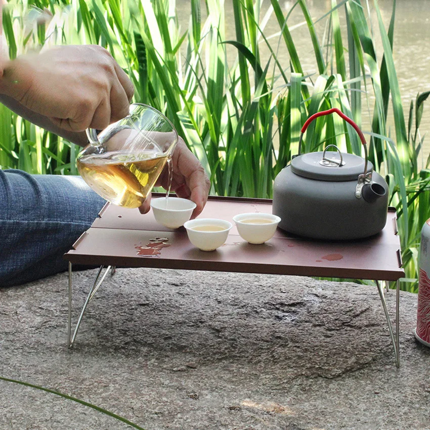 Mini Im Freien Tragbare Aluminium Legierung Bergsteigen Camping Grill Tisch Faltbare Picknick Geschirr Leichte Falten Tisch