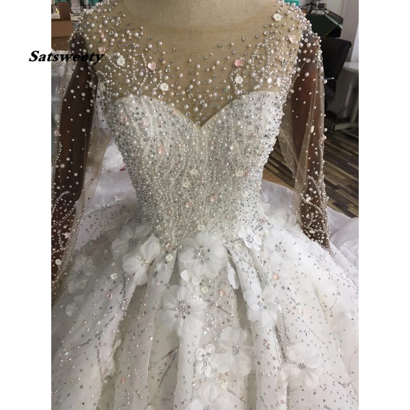 Luxury Princess Ball Gown Arabic Wedding Dresses Sheer Long Sleeves Floral Appliques Beading Bridal Dress Vestido De Novia